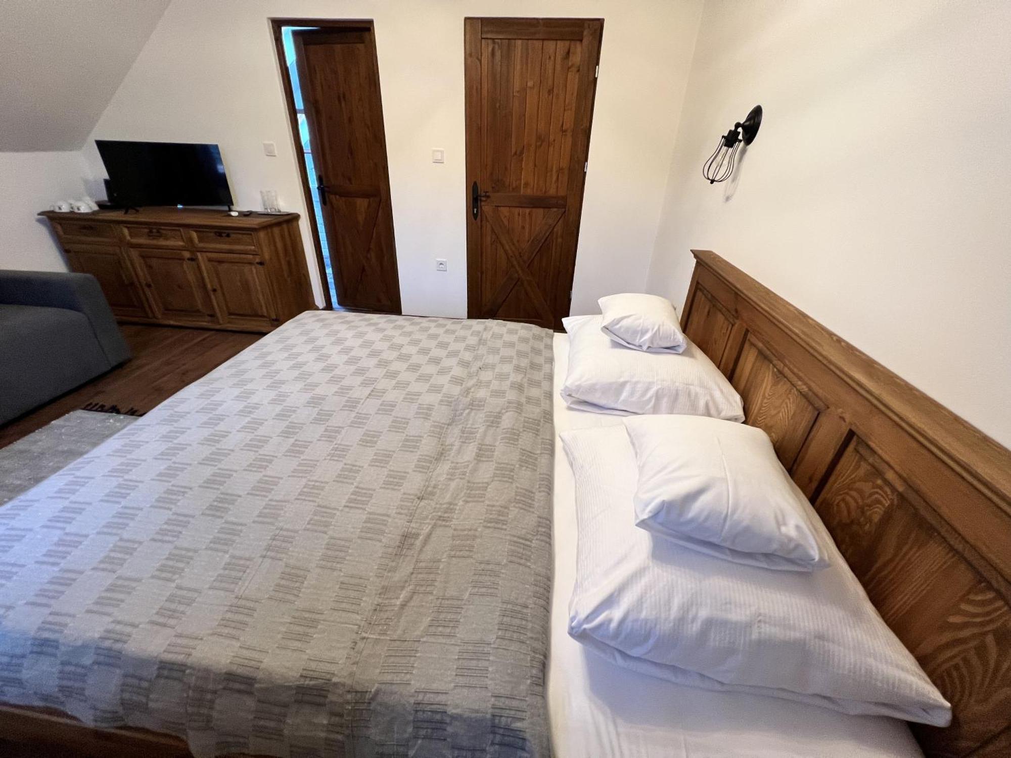 Bed and Breakfast Pilisi Lovas Major, Dorog Exteriér fotografie